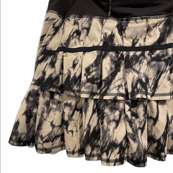 lululemon Pace Setter Running /Tennis Skirt 4 - Picture 6 of 11